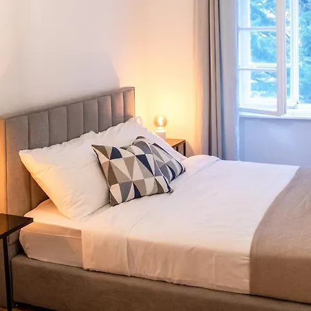 Cosy Castle Flat In Ljubljana Center - Free Parking Apartment Exterior photo